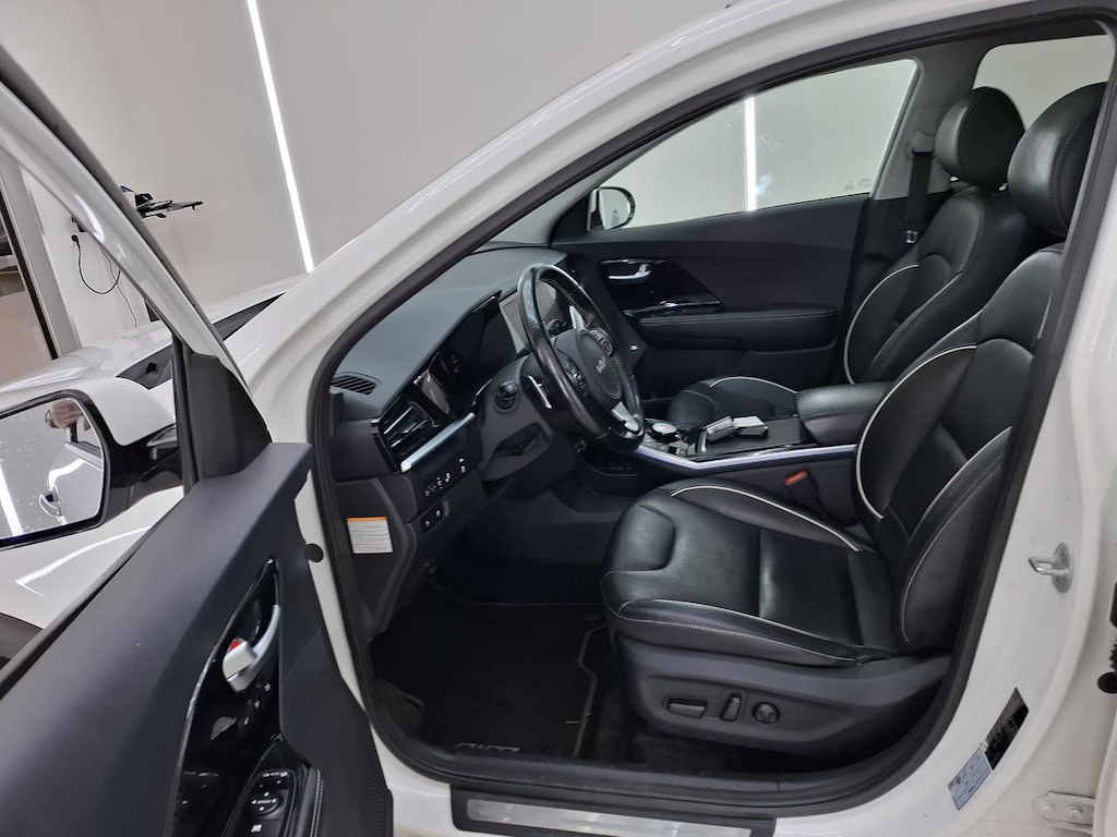 Foto 8 van Kia Niro