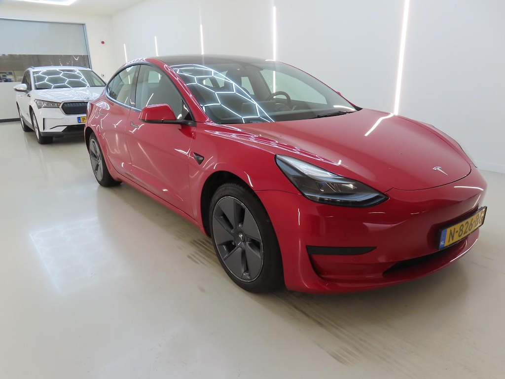 Foto 5 van Tesla Model 3