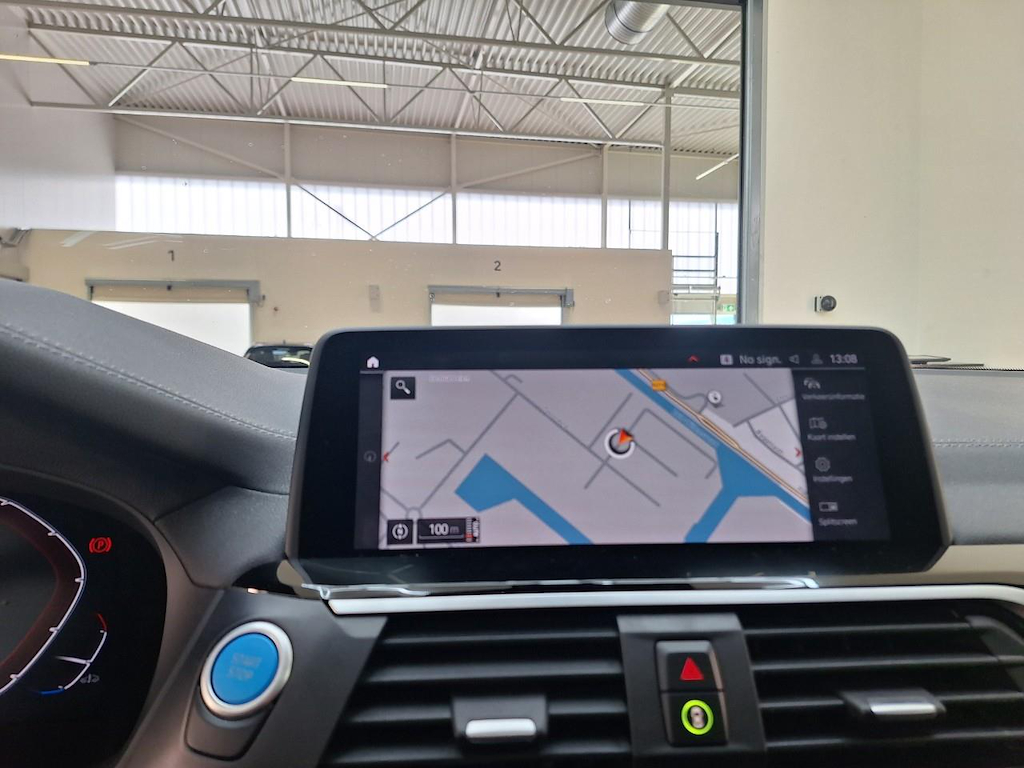 Photo 17 of BMW ix3