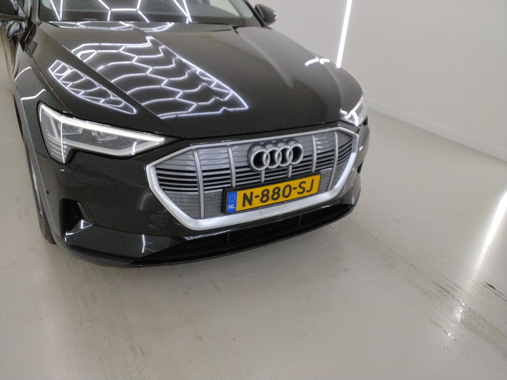 Foto 23 van Audi e-tron