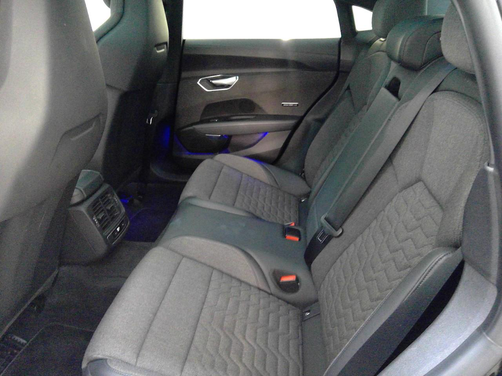 Foto 9 van Audi e-tron GT