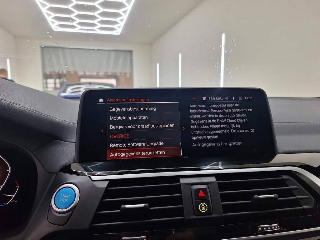 Foto 16 van BMW ix3