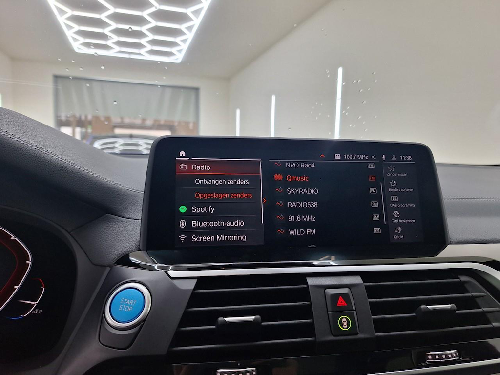 Foto 18 van BMW ix3