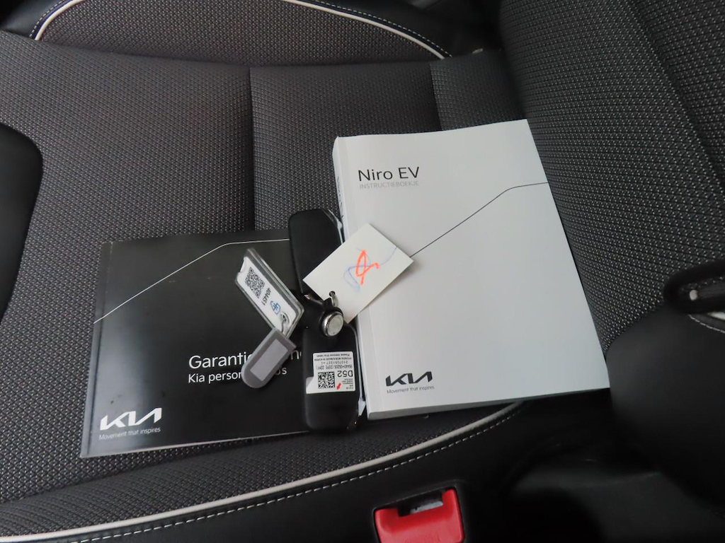 Foto 17 van Kia Niro