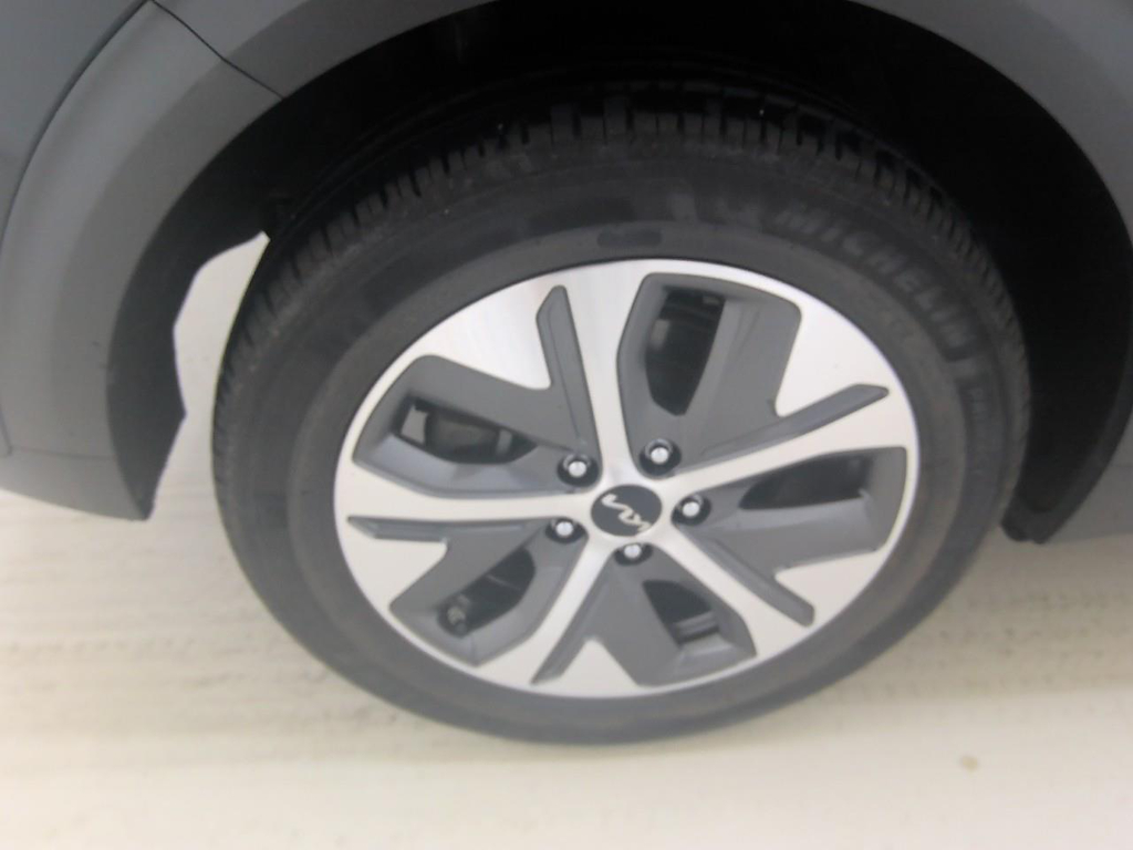 Foto 13 van Kia Niro
