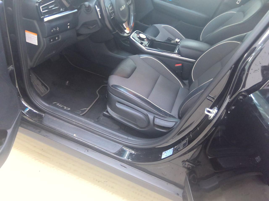 Foto 25 van Kia Niro