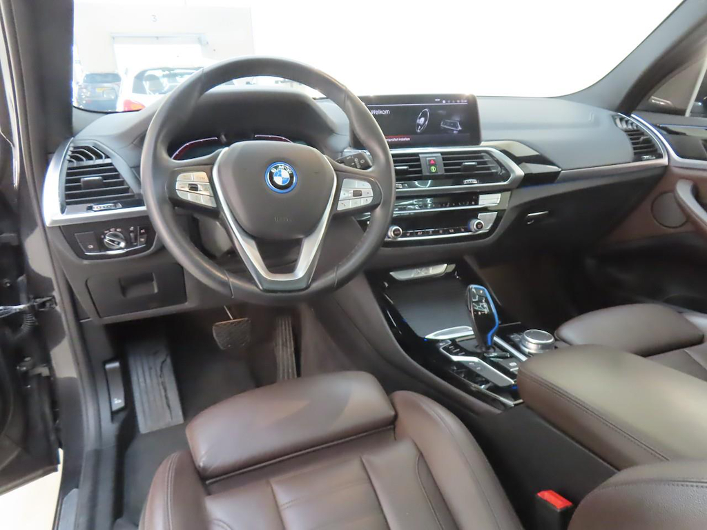 Foto 6 van BMW ix3