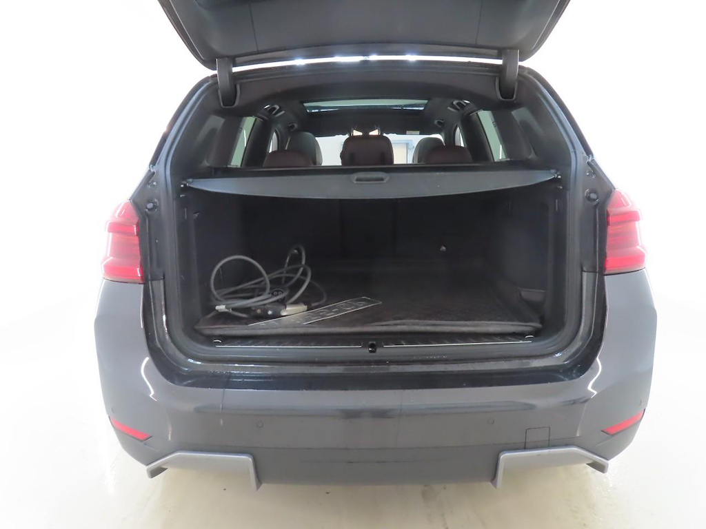 Foto 9 van BMW ix3