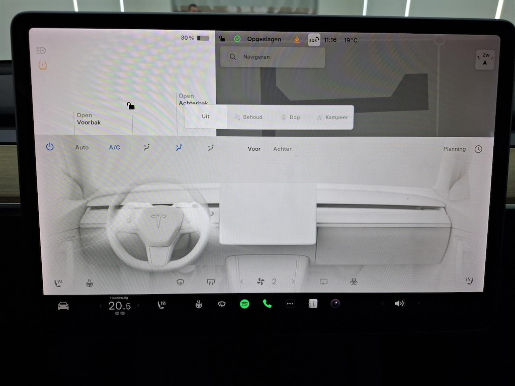 Foto 15 van Tesla Model Y