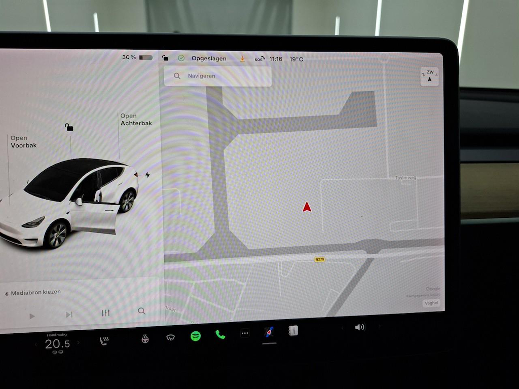 Foto 16 van Tesla Model Y