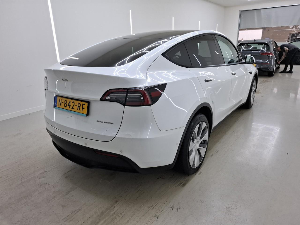 Foto 3 van Tesla Model Y