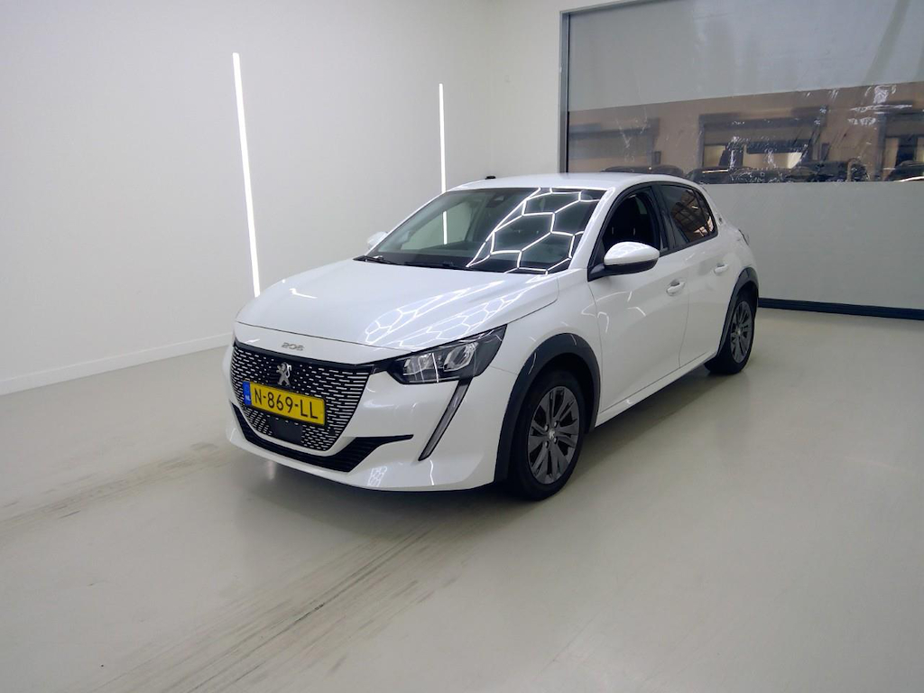 Foto 2 van Peugeot E-208