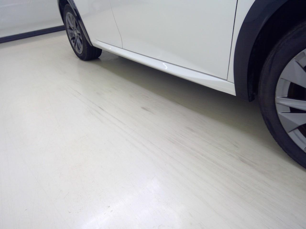 Foto 16 van Peugeot E-208