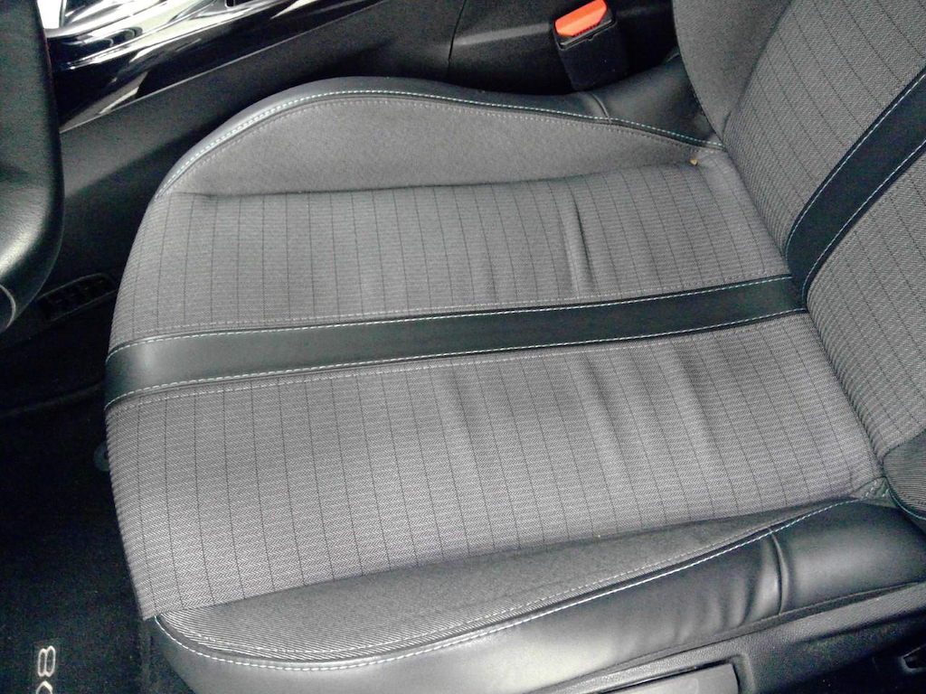 Foto 29 van Peugeot E-208