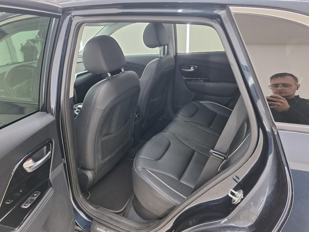 Foto 9 van Kia Niro