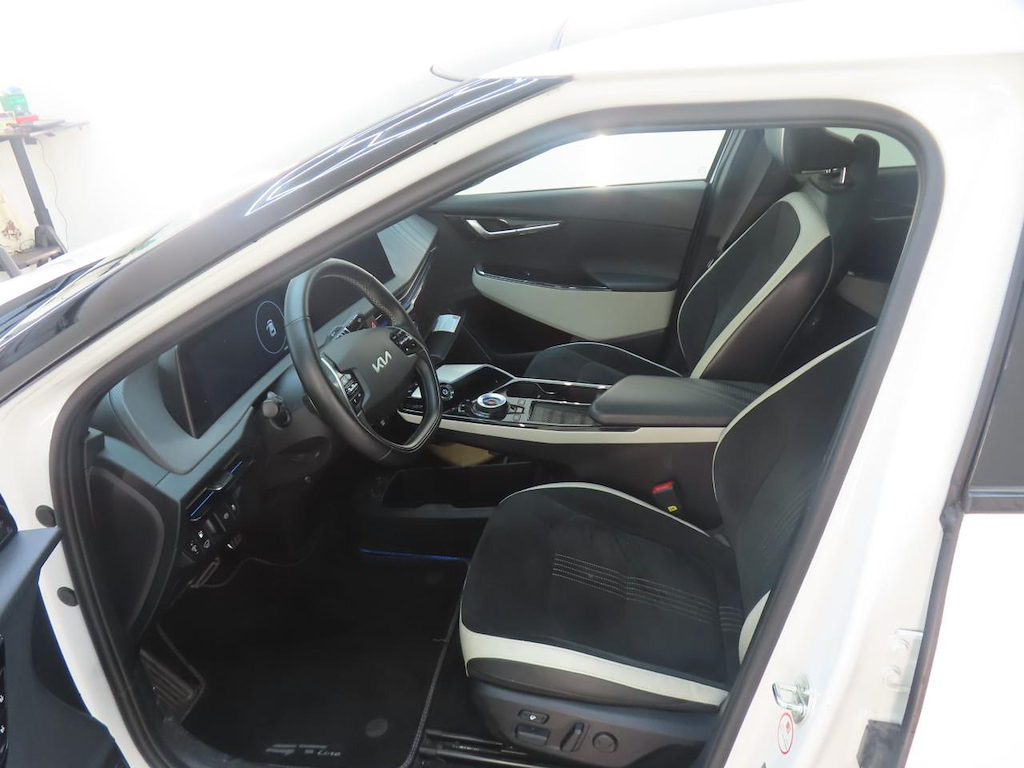 Foto 6 van Kia EV6