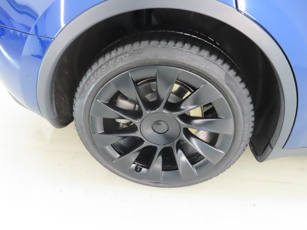 Foto 20 van Tesla Model Y