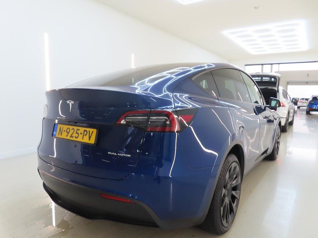 Foto 5 van Tesla Model Y