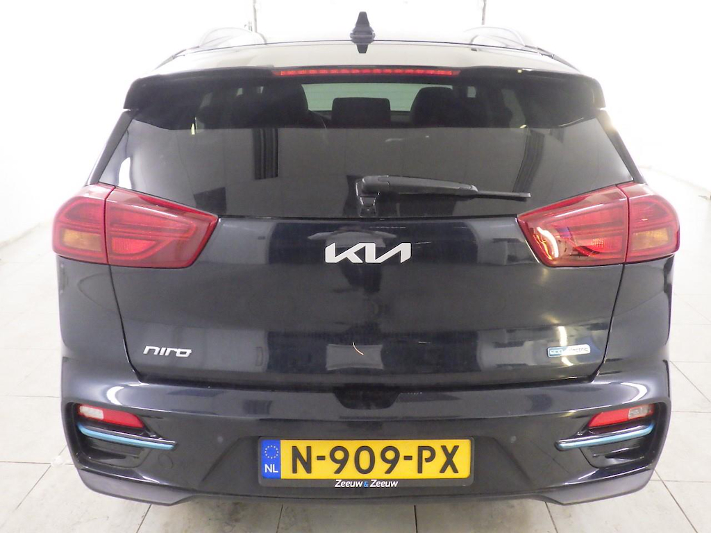 Foto 24 van Kia Niro