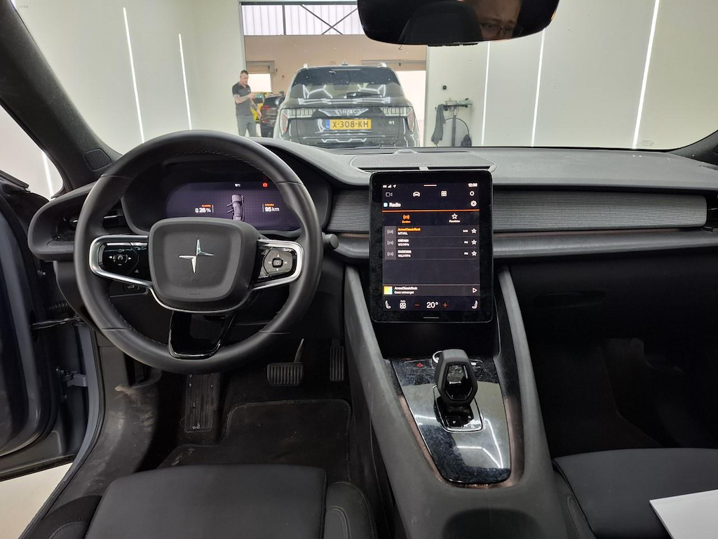 Foto 4 van Polestar 2