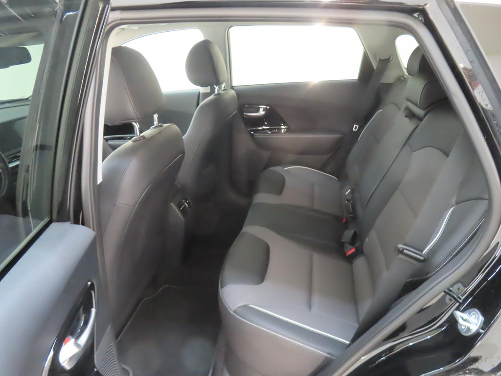 Foto 9 van Kia Niro