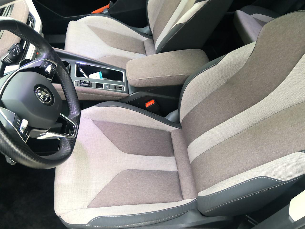 Foto 24 van Skoda Enyaq
