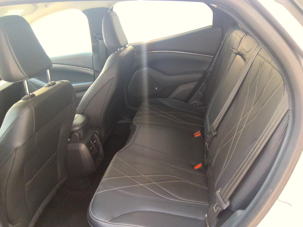 Foto 16 van Ford Mustang