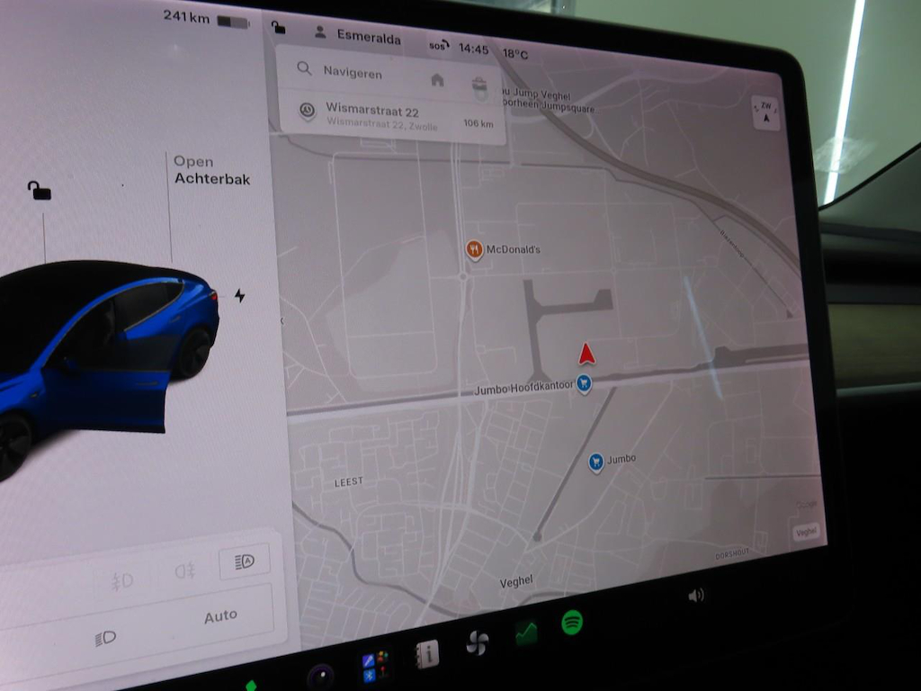 Foto 15 van Tesla Model 3