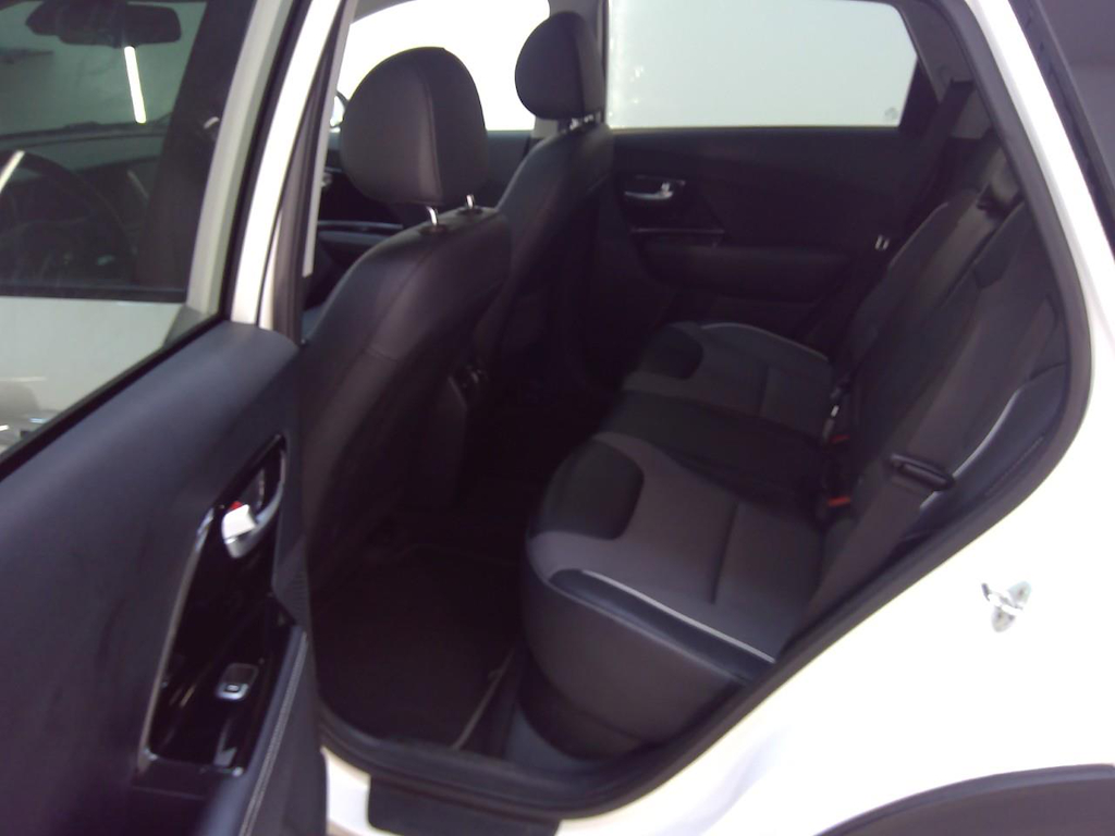 Foto 9 van Kia Niro