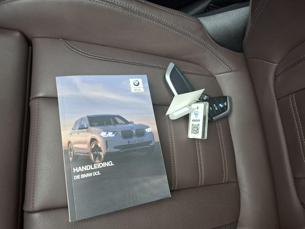 Foto 14 van BMW ix3