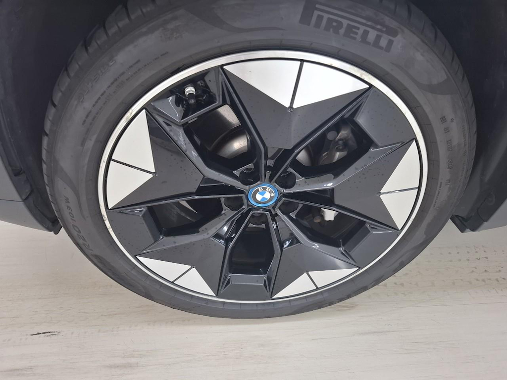 Foto 25 van BMW ix3