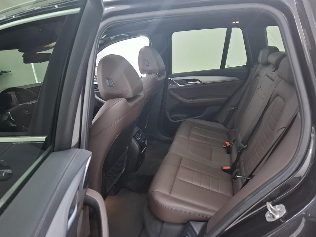 Foto 8 van BMW ix3