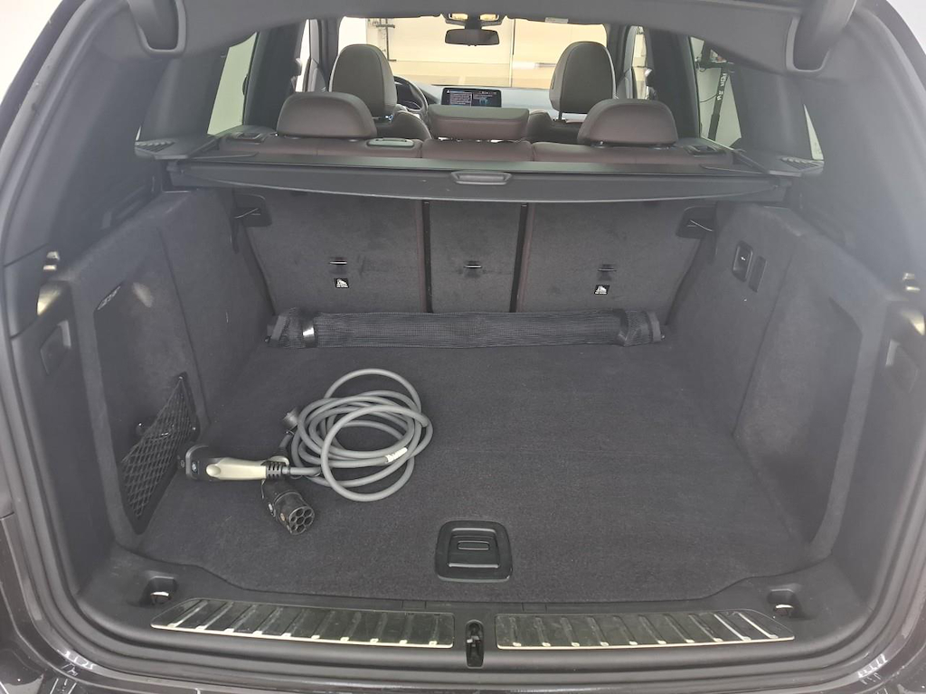 Foto 9 van BMW ix3