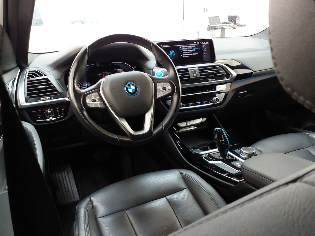Foto 10 van BMW ix3