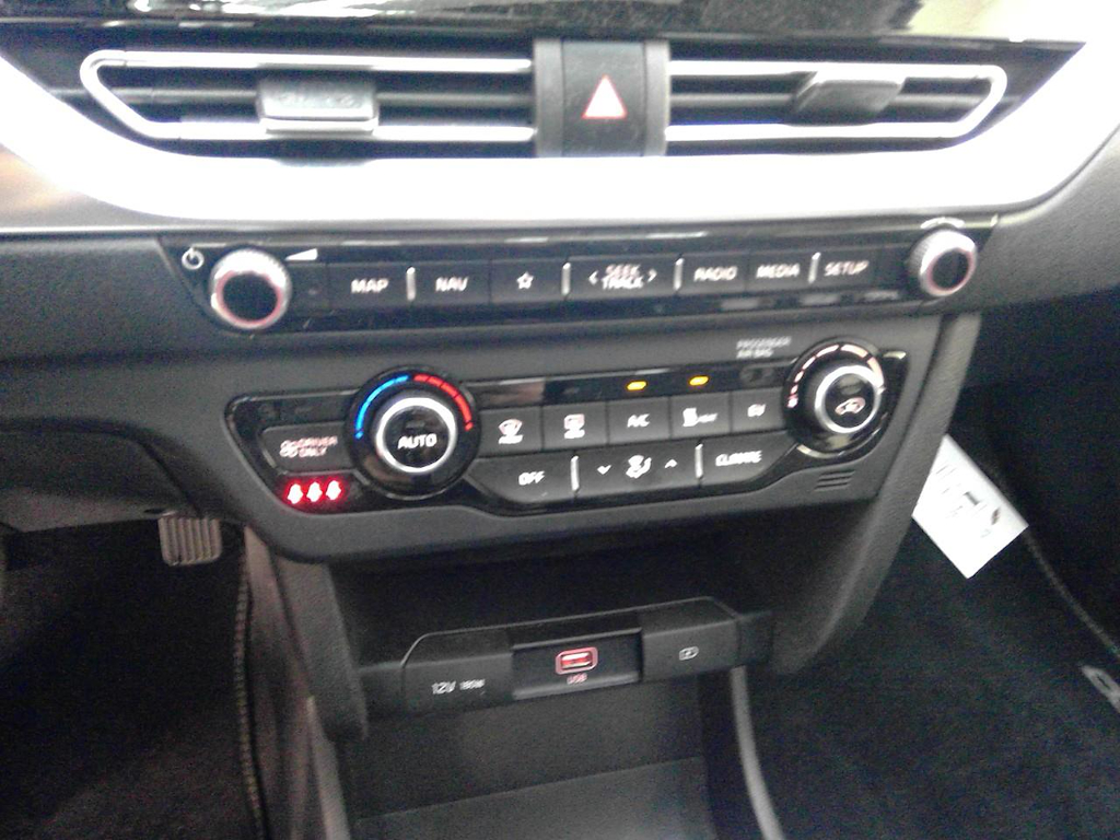 Foto 18 van Kia Niro