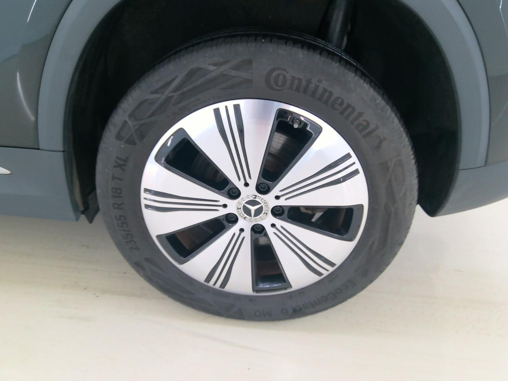 Foto 15 van Mercedes EQA