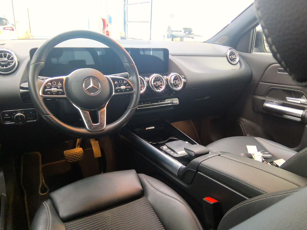 Foto 4 van Mercedes EQA