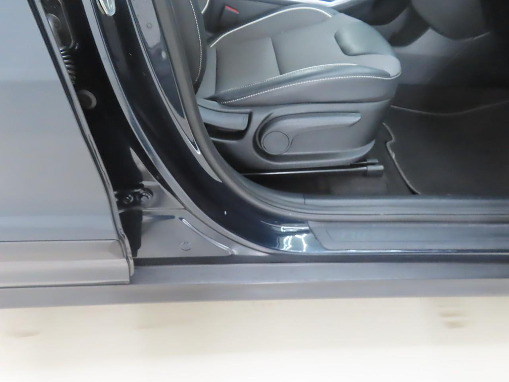 Foto 25 van Kia Niro