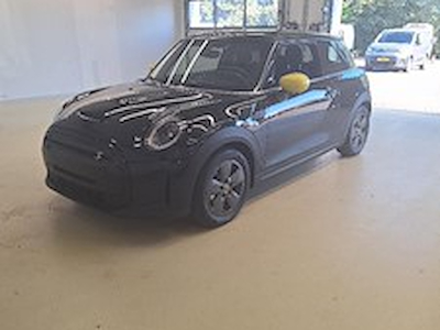 Buy MINI MINI 32.6 KWH COOPER SE on Ayvens Carmarket