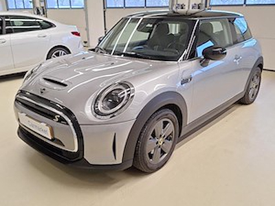 Buy MINI MINI 32.6 KWH COOPER SE on Ayvens Carmarket