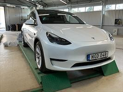 Osta [Merkki] [Malli] osoitteesta Ayvens Carmarket