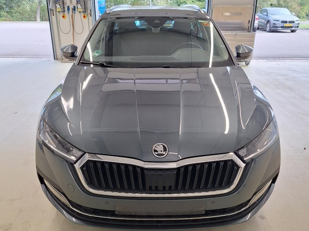 Skoda Octavia COMBI 1.4 TSI 150KW ST 150CV STYLE/Pack, Pack Confort, GPS, PDC, Travel Assist Low