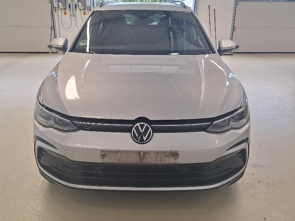 Volkswagen Golf VIII 2.0 TDI R-LINE 150 CV Winter Pack; Phares LED; Attelage; Metallic paint; Navi Disc Media