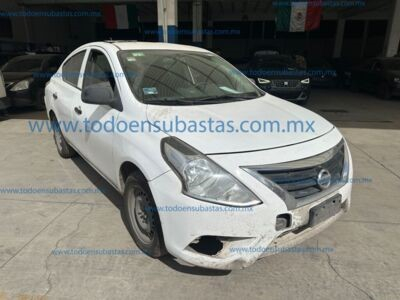 Buy NISSAN Versa V-DRIVE MT AC on Ayvens Carmarket