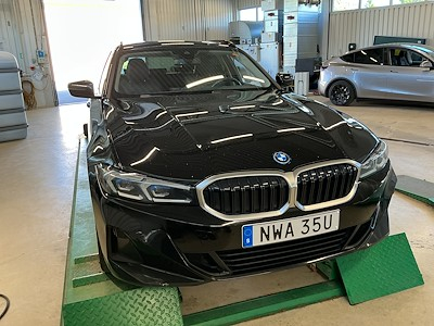 Köp BMW Series 3 på Ayvens Carmarket