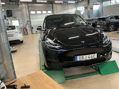 Köp TESLA Model Y på Ayvens Carmarket
