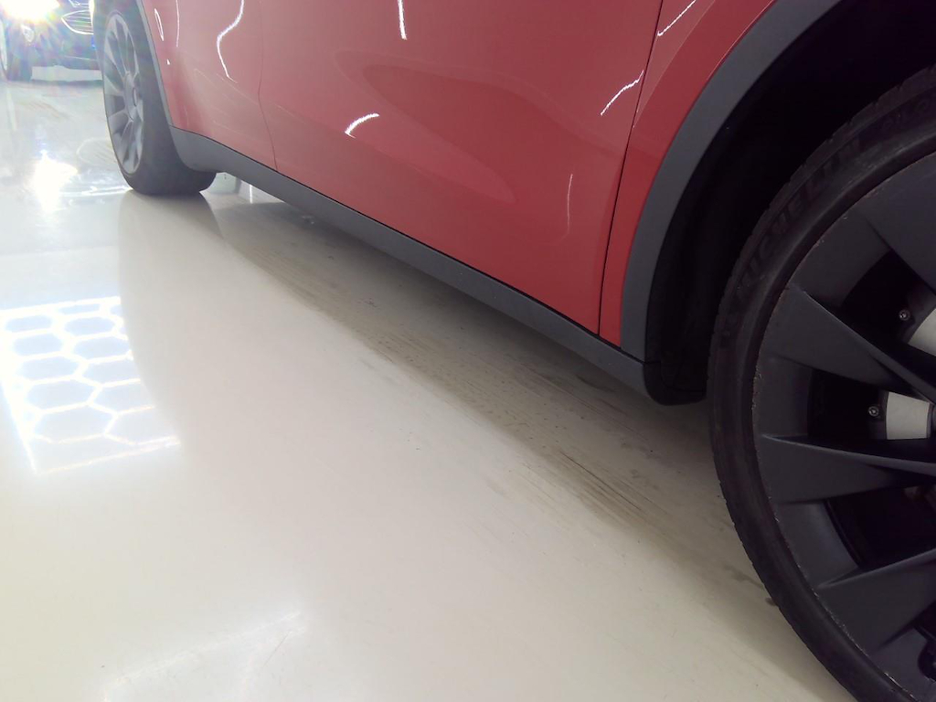Foto 14 van Tesla Model Y