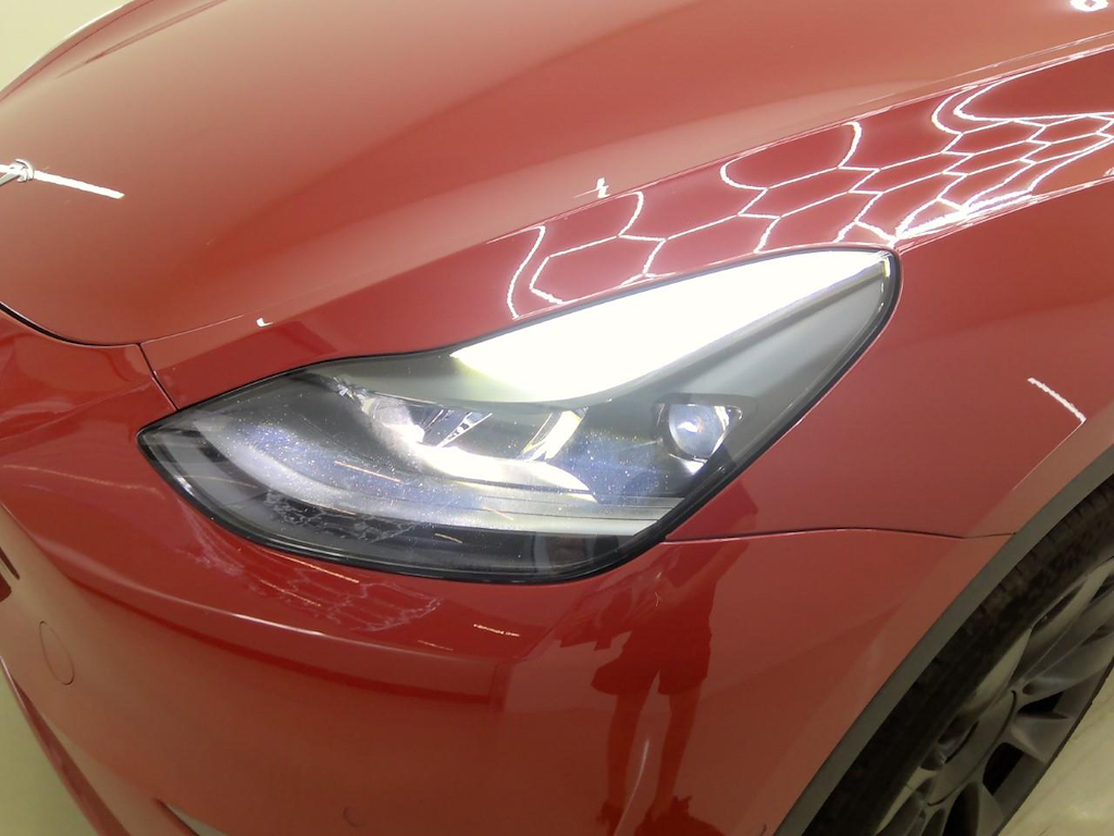 Foto 26 van Tesla Model Y