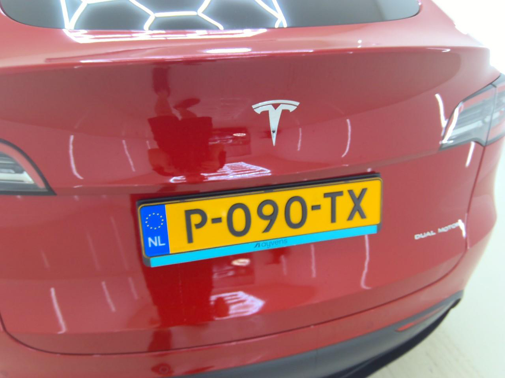 Foto 29 van Tesla Model Y