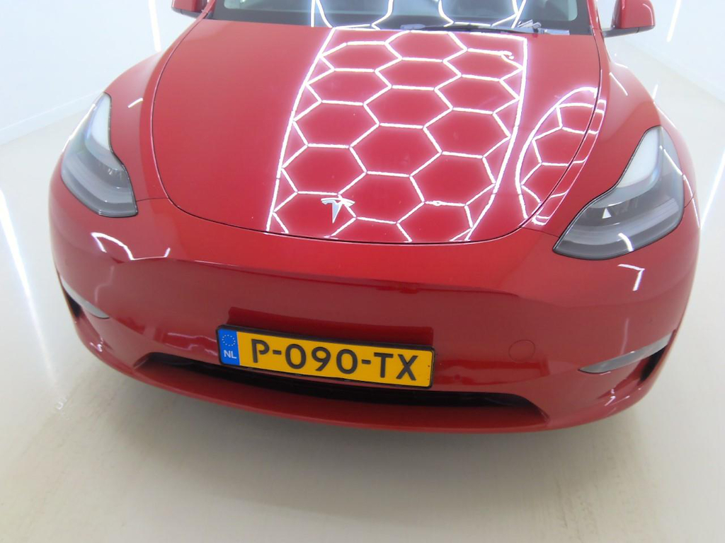 Foto 32 van Tesla Model Y